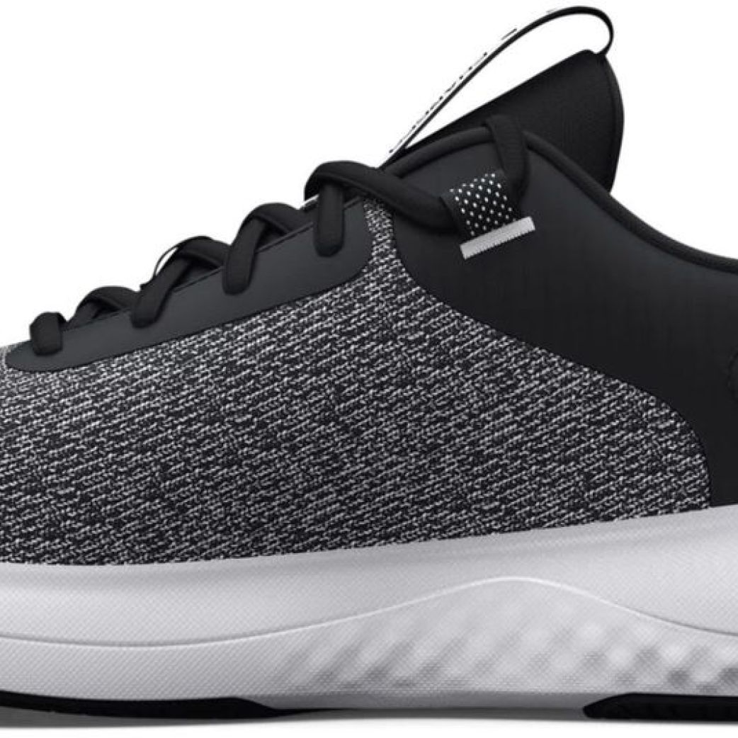 Кроссовки Under Armour UA Charged Revitalize 3026679-001