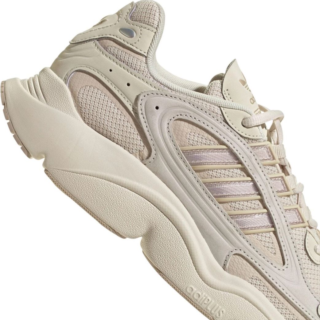 Кроссовки adidas OZMILLEN IF9597 9.5UK
