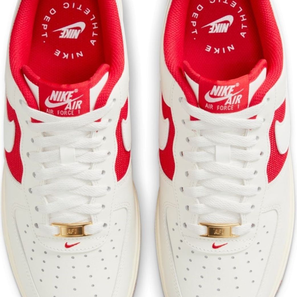 Кроссовки Nike AIR FORCE 1 FN7439-133 9.5US