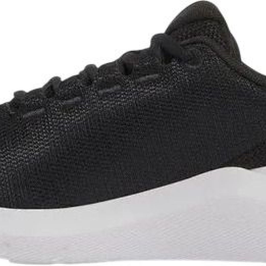 Кроссовки Under Armour UA W Phade RN 3 3028259-001