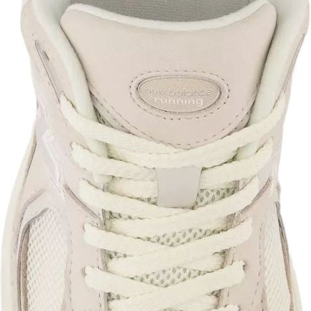 Кроссовки New Balance 2002 M2002RAA 8.5US