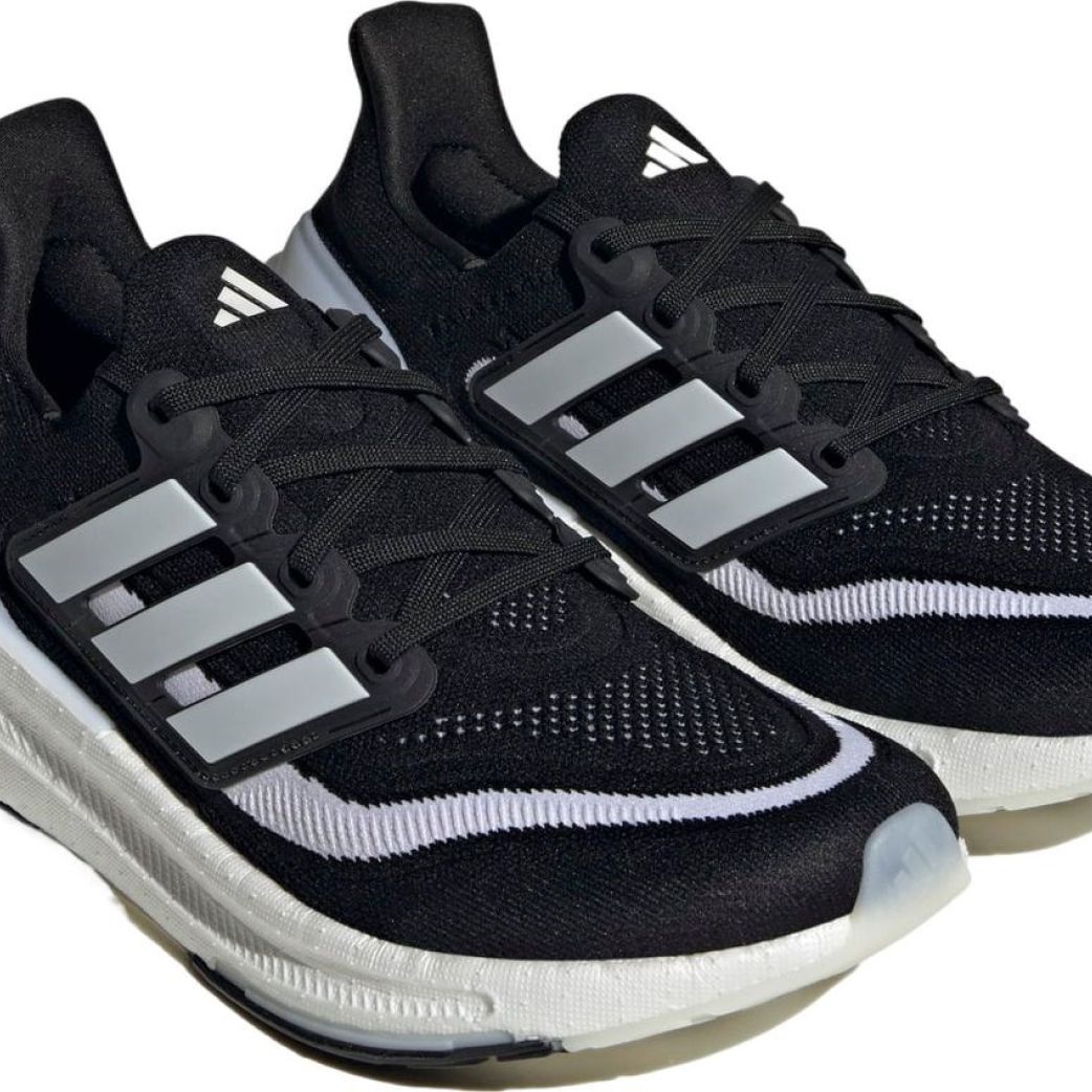 Кроссовки Adidas ULTRABOOST 23 HQ6340 8.5UK