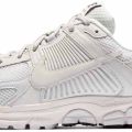 Кроссовки Nike ZOOM VOMERO 5 SP BV1358-001