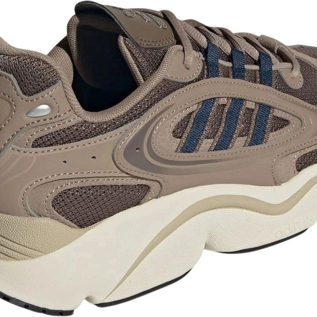 Кроссовки adidas OZMILLEN IF9602 8.5UK