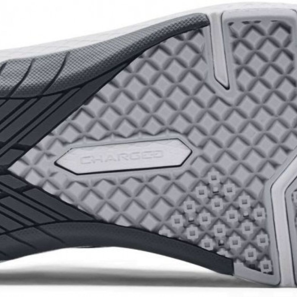 Кроссовки Under Armour Charged Commit TR 3 3023703-001  8.5US