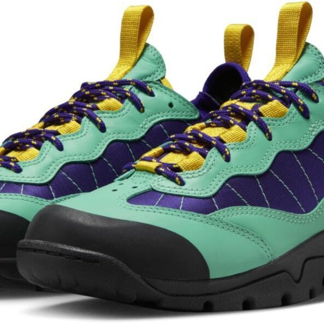 Кроссовки Nike ACG AIR MADA DO9332-300