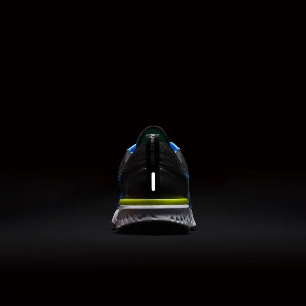 Кроссовки Nike ODYSSEY REACT AO9819-402  8.5US