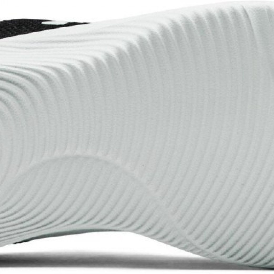 Кроссовки Under Armour W Mojo 2 3024131-001  7US