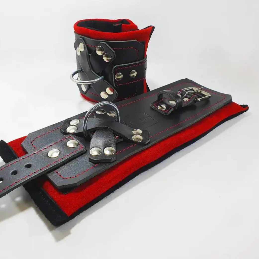 Манжеты для кинезиотерапии со съемными подушками (пара). Размер 12*33 см